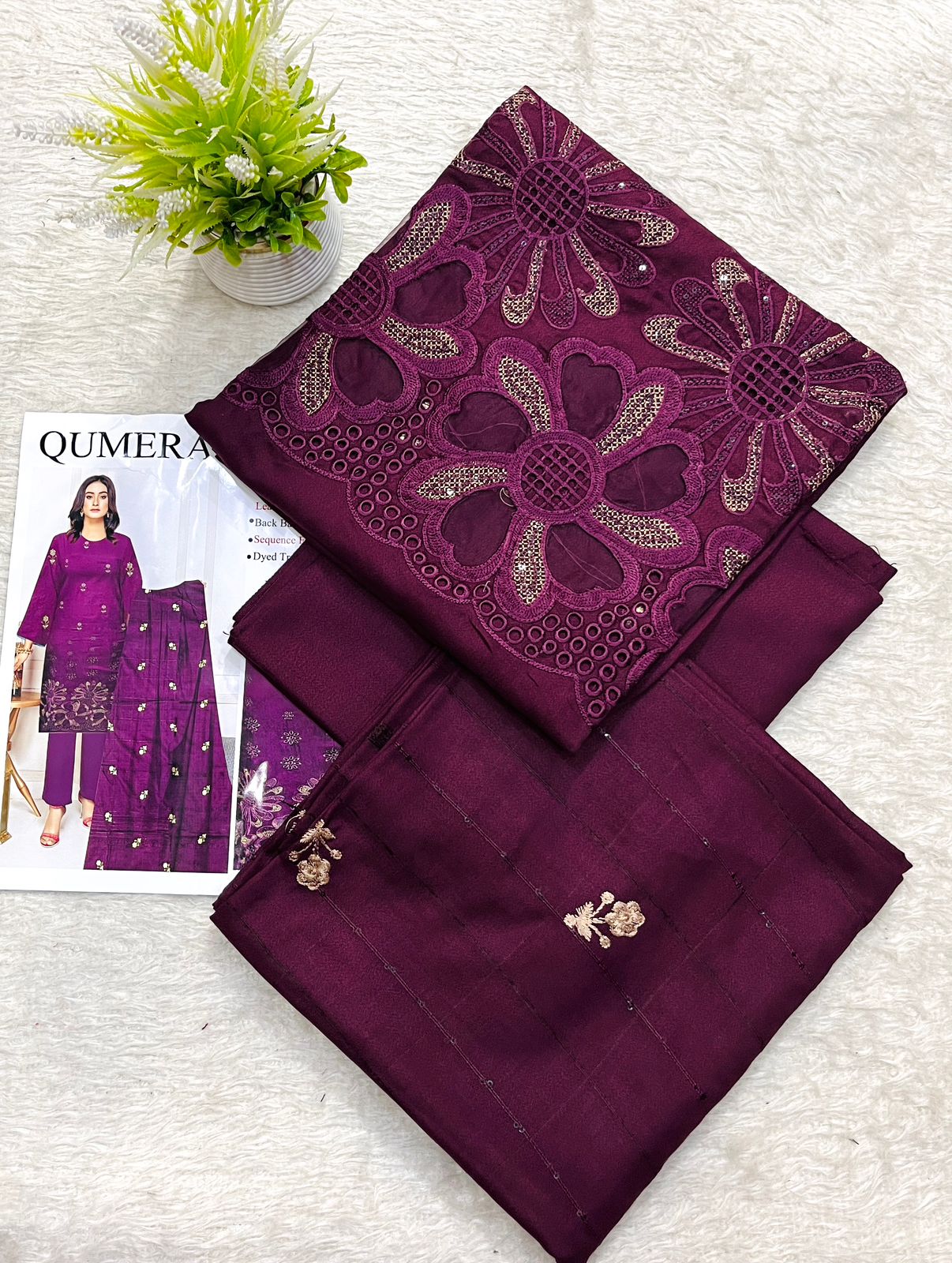 Dhanak Embroidered Winter Suit – 3 Piece